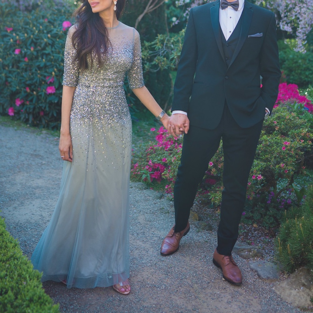 Adriana Papell Gorgeous Sequin Dress